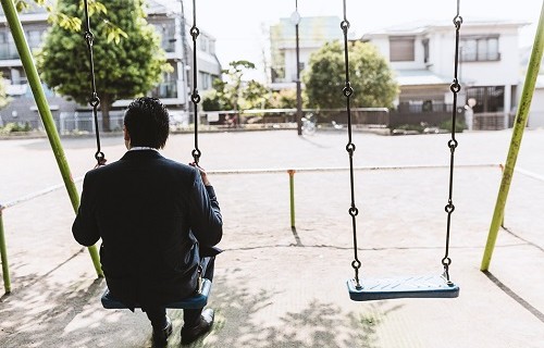 頑張れないでブランコ