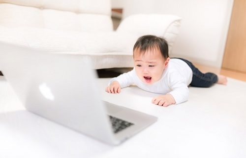 人生やり直したい赤ちゃん